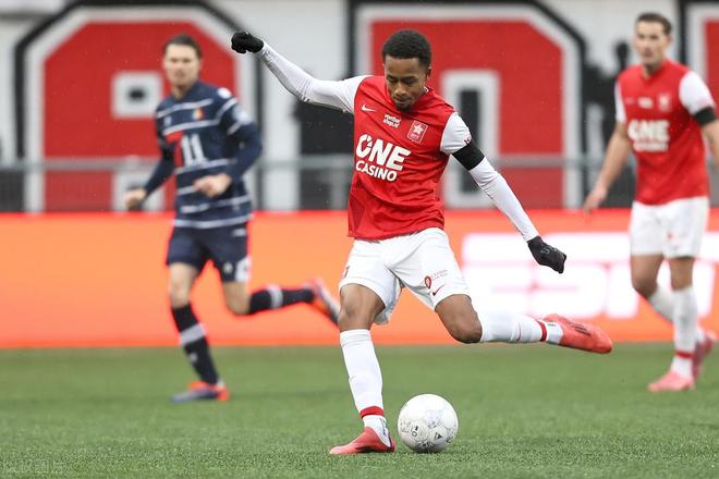 零遣散费 零遣散费